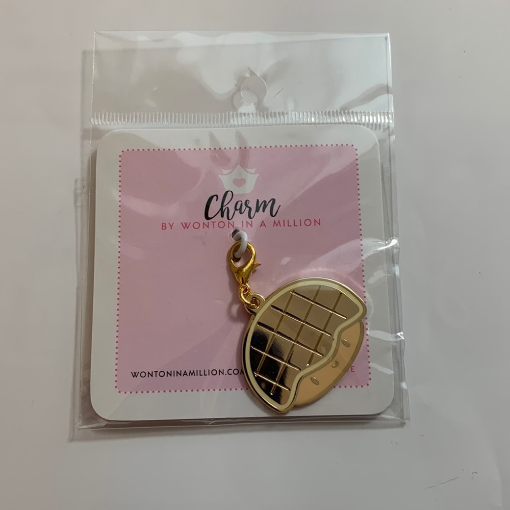 Wonton in a million “Bolo Bob” planner charm